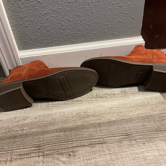 Time and Tru Faux Suede Booties - Picture 3 of 3